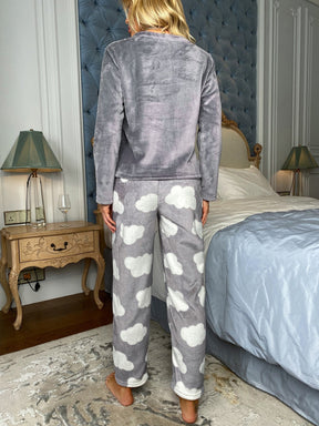 Pijama Soft Dormindo Nas Nuvens